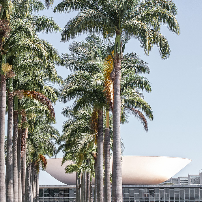 BRASILIA, MONUMENTAL AXIS, PARLIAMENT BUILDING, OSCAR NIEMEYER I © HEARTBRUT / KARIN HUNTER BÜRKI