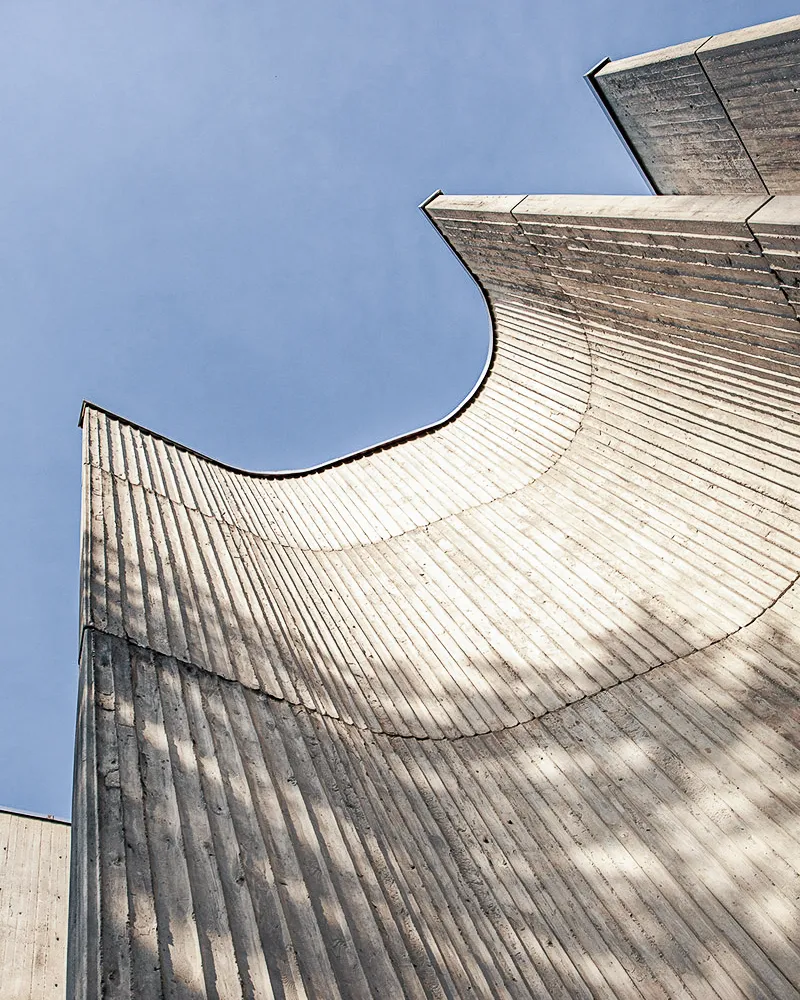 Aula Rämibühl, Edouard Neuenschwander, © Karin Bürki. Explore more on Heartbrut.com