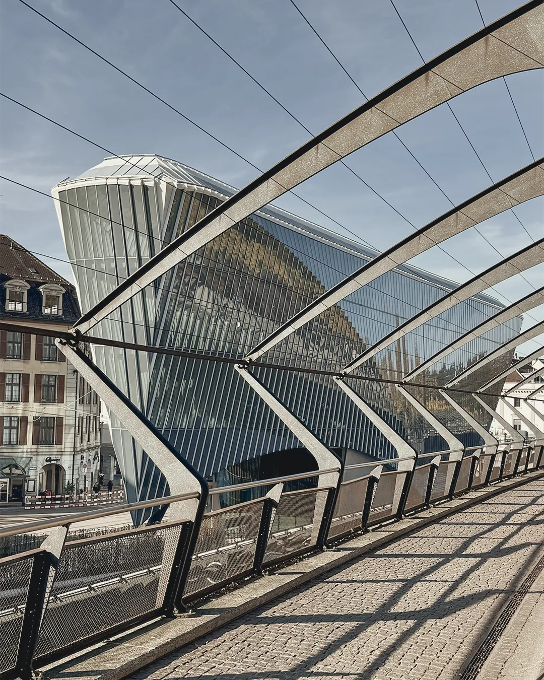 House of the Falcon, Santiago Calatrava, Stadelhofen Station, Zurich © Karin Bürki. Explore more on Heartbrut.com