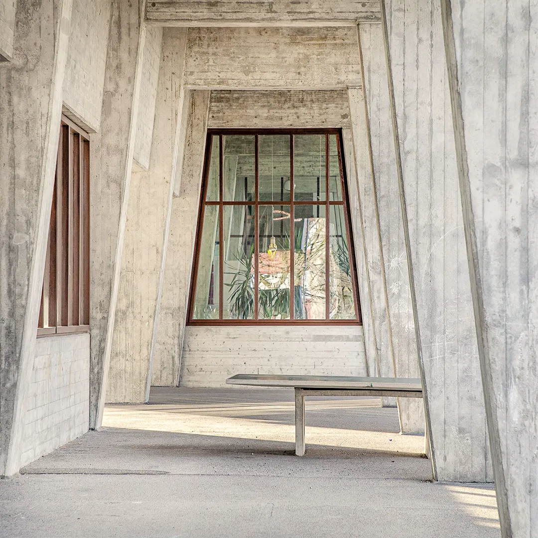 Unteraffoltern II, Swiss brutalism icon in Zurich, © Karin Bürki. Explore more on Heartbrut.com